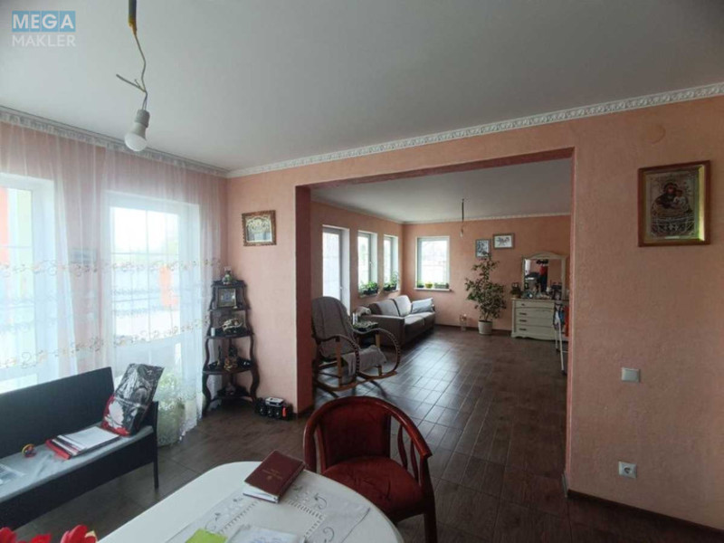 Продаж дома, 2&nbsp;поверху, 174&nbsp;кв.м, 3&nbsp;кімнати, ділянка 15&nbsp;соток, <a class="location-link" href="/petrovskoe-selo-kv-borispolskij-rajon/" title="Недвижимость Петропавлівське">Петропавловское</a>, Малинна, 9 (изображение 9)