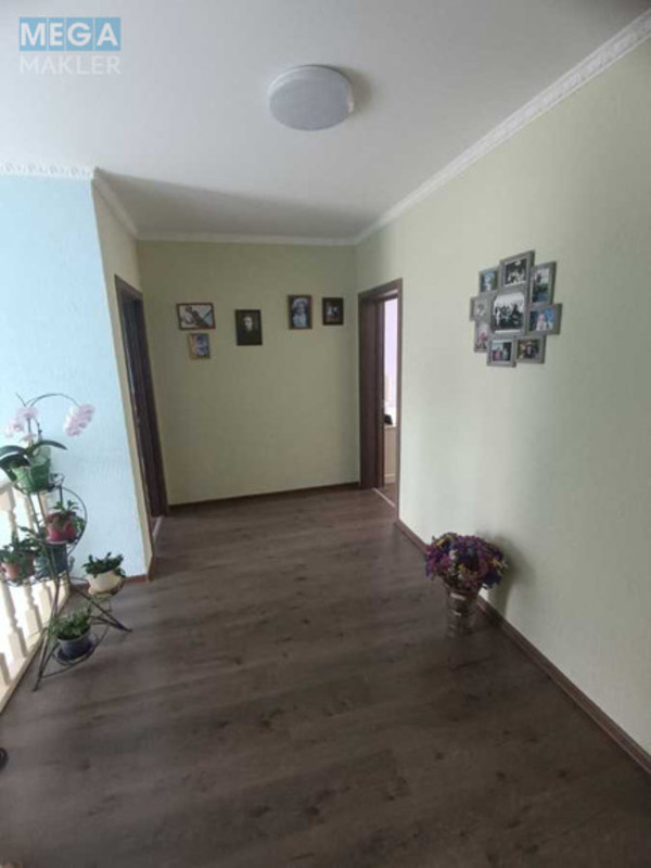 Продаж дома, 2&nbsp;поверху, 174&nbsp;кв.м, 3&nbsp;кімнати, ділянка 15&nbsp;соток, <a class="location-link" href="/petrovskoe-selo-kv-borispolskij-rajon/" title="Недвижимость Петропавлівське">Петропавловское</a>, Малинна, 9 (изображение 12)