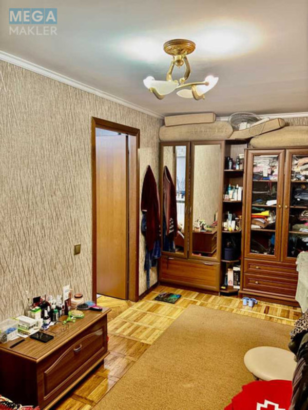 Продаж 2 кімнатної квартири (44/30/6), 3 пов. 5 пов. будинку, <a class="location-link" href="/kiev/" title="Недвижимость Київ">Київ</a>, <a class="location-link" href="/kiev/shevchenkovskij/" title="Недвижимость Шевченківський район">Шевченківський р-н</a>, Салютна вул., 9 (изображение 7)