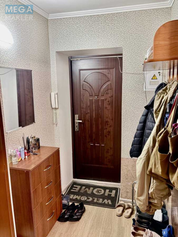 Продаж 2 кімнатної квартири (44/30/6), 3 пов. 5 пов. будинку, <a class="location-link" href="/kiev/" title="Недвижимость Київ">Київ</a>, <a class="location-link" href="/kiev/shevchenkovskij/" title="Недвижимость Шевченківський район">Шевченківський р-н</a>, Салютна вул., 9 (изображение 11)