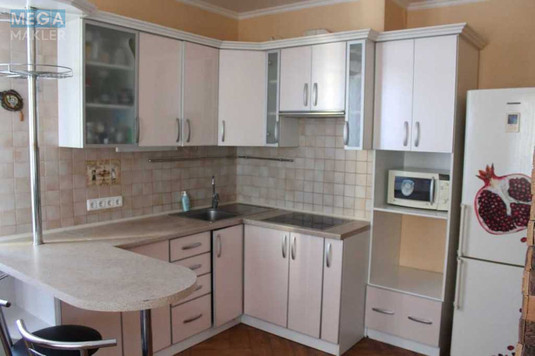 Оренда 1 кімнатної квартири, <a class="location-link" href="/kiev/" title="Недвижимость Київ">Київ</a>, <a class="location-link" href="/kiev/svyatoshinskij/" title="Недвижимость Святошинський район">Святошинський р-н</a>, Миколи Руденка бульв., 14Ж (изображение 8)