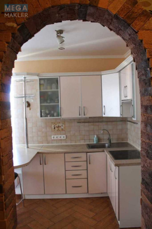 Оренда 1 кімнатної квартири, <a class="location-link" href="/kiev/" title="Недвижимость Київ">Київ</a>, <a class="location-link" href="/kiev/svyatoshinskij/" title="Недвижимость Святошинський район">Святошинський р-н</a>, Миколи Руденка бульв., 14Ж (изображение 10)