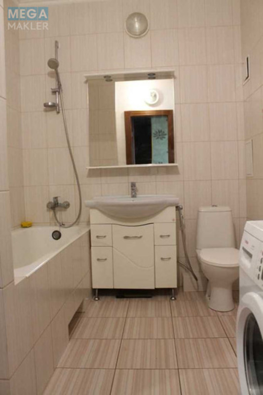 Оренда 1 кімнатної квартири, <a class="location-link" href="/kiev/" title="Недвижимость Київ">Київ</a>, <a class="location-link" href="/kiev/svyatoshinskij/" title="Недвижимость Святошинський район">Святошинський р-н</a>, Миколи Руденка бульв., 14Ж (изображение 17)