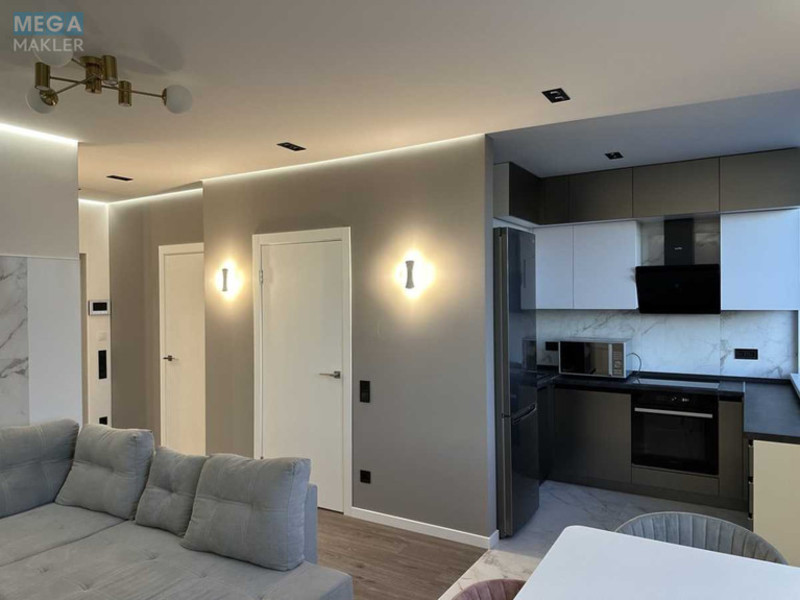 Оренда 3 кімнатної квартири, <a class="location-link" href="/kiev/" title="Недвижимость Київ">Київ</a>, <a class="location-link" href="/kiev/shevchenkovskij/" title="Недвижимость Шевченківський район">Шевченківський р-н</a>, Салютная ул., 2 (изображение 16)