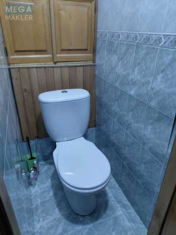 Оренда 3 кімнатної квартири, <a class="location-link" href="/kiev/" title="Недвижимость Київ">Київ</a>, <a class="location-link" href="/kiev/solomenskij/" title="Недвижимость Солом'янський район">Солом'янський р-н</a>, Митрополита Василя Липківського вул., 13 (изображение 10)