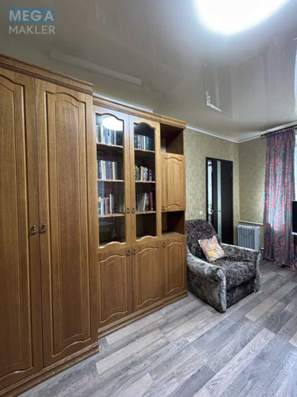 Оренда 1 кімнатної квартири, <a class="location-link" href="/kiev/" title="Недвижимость Київ">Київ</a>, <a class="location-link" href="/kiev/solomenskij/" title="Недвижимость Солом'янський район">Солом'янський р-н</a>, Металістів вул., 12 (изображение 3)