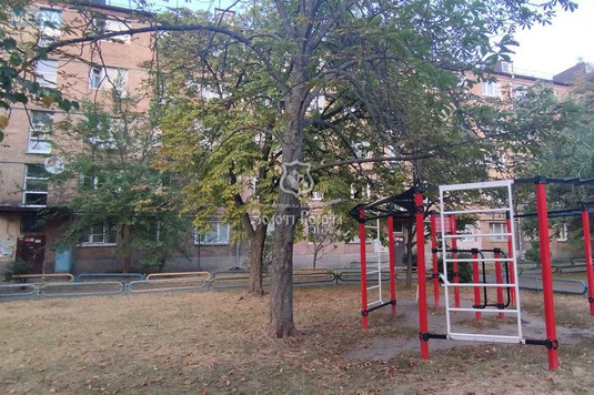 Продаж 5 кімнатної квартири (23/?/?), 3 пов. 5 пов. будинку, <a class="location-link" href="/kiev/" title="Недвижимость Київ">Київ</a>, <a class="location-link" href="/kiev/dneprovskij/" title="Недвижимость Дніпровський район">Дніпровський р-н</a>, Тампере вул., 10 (изображение 11)