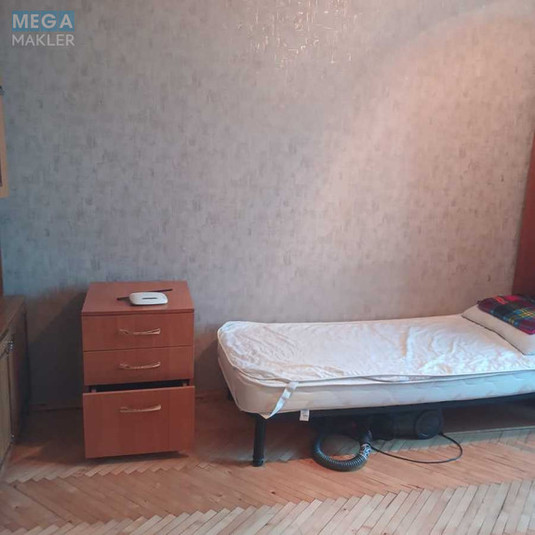 Продаж 2 кімнатної квартири (41/26/6), 4 пов. 4 пов. будинку, <a class="location-link" href="/kiev/" title="Недвижимость Київ">Київ</a>, <a class="location-link" href="/kiev/pecherskij/" title="Недвижимость Печерський район">Печерський р-н</a>, Івана Мазепи вул., 16-18/29 (изображение 11)