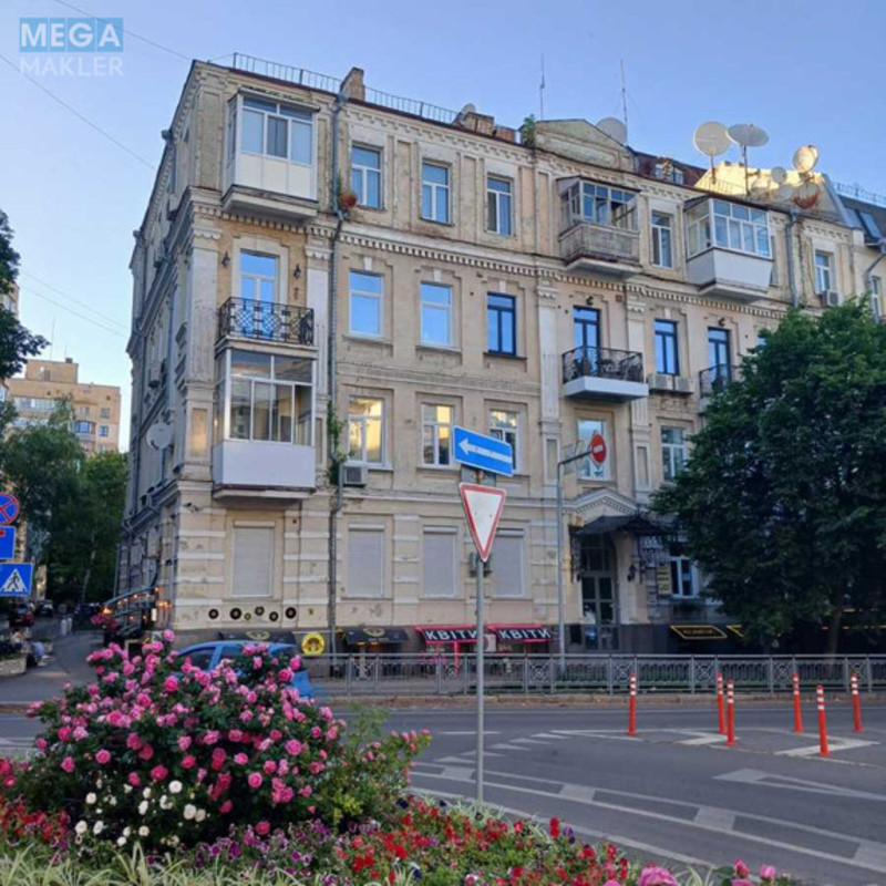 Продаж 2 кімнатної квартири (41/26/6), 4 пов. 4 пов. будинку, <a class="location-link" href="/kiev/" title="Недвижимость Київ">Київ</a>, <a class="location-link" href="/kiev/pecherskij/" title="Недвижимость Печерський район">Печерський р-н</a>, Івана Мазепи вул., 16-18/29 (изображение 14)