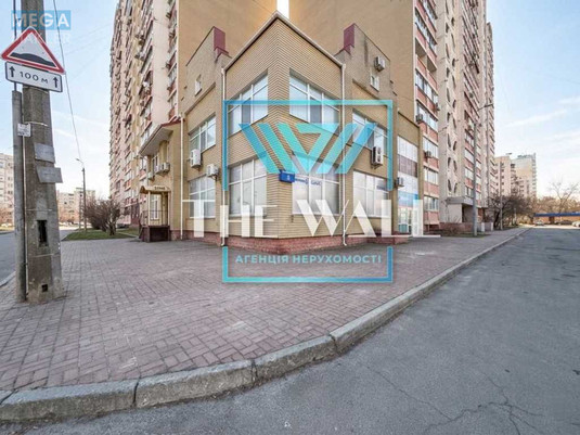 Продаж окремої будівлі/побудови, 590&nbsp;кв.м, <a class="location-link" href="/kiev/" title="Недвижимость Київ">Київ</a>, <a class="location-link" href="/kiev/obolonskij/" title="Недвижимость Оболонський район">Оболонський р-н</a>, Северная ул., 6 (изображение 2)
