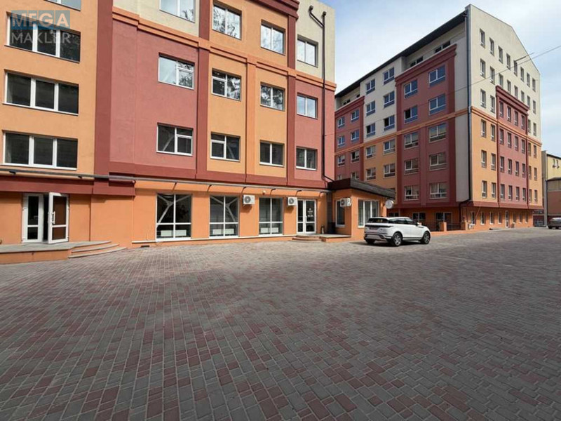 Продаж комерційної нерухомості, 47,70&nbsp;кв.м, под офис, <a class="location-link" href="/kiev/" title="Недвижимость Київ">Київ</a>, <a class="location-link" href="/kiev/shevchenkovskij/" title="Недвижимость Шевченківський район">Шевченківський р-н</a>, Глубочицкая ул., 17 (изображение 3)