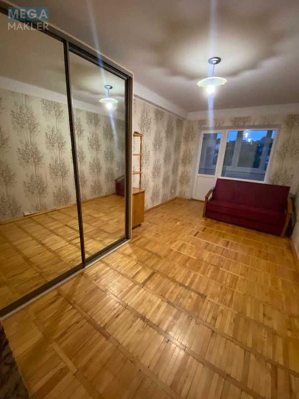 Оренда 3 кімнатної квартири, <a class="location-link" href="/kiev/" title="Недвижимость Київ">Київ</a>, <a class="location-link" href="/kiev/podolskij/" title="Недвижимость Подільський район">Подільський р-н</a>, Кирилівська вул., 117 (изображение 7)