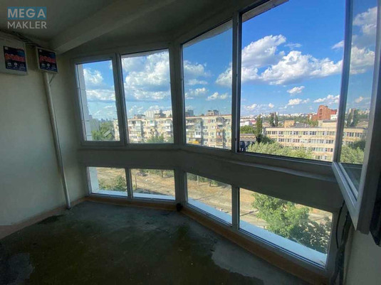 Оренда 3 кімнатної квартири, <a class="location-link" href="/kiev/" title="Недвижимость Київ">Київ</a>, <a class="location-link" href="/kiev/podolskij/" title="Недвижимость Подільський район">Подільський р-н</a>, Кирилівська вул., 117 (изображение 13)