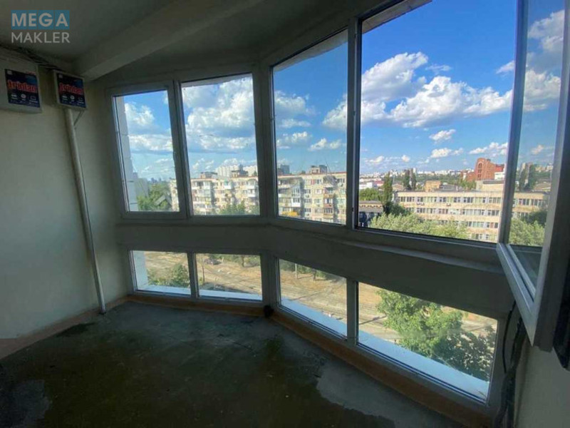 Оренда 3 кімнатної квартири, <a class="location-link" href="/kiev/" title="Недвижимость Київ">Київ</a>, <a class="location-link" href="/kiev/podolskij/" title="Недвижимость Подільський район">Подільський р-н</a>, Кирилівська вул., 117 (изображение 13)