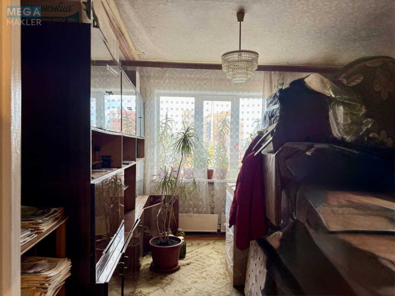 Продаж 3 кімнатної квартири (73/42/8), 3 пов. 16 пов. будинку, <a class="location-link" href="/kiev/" title="Недвижимость Київ">Київ</a>, <a class="location-link" href="/kiev/solomenskij/" title="Недвижимость Солом'янський район">Солом'янський р-н</a>, Вадима Гетьмана вул., 40 (изображение 8)