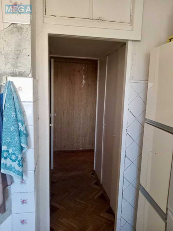 Продаж 3 кімнатної квартири (73/42/8), 3 пов. 16 пов. будинку, <a class="location-link" href="/kiev/" title="Недвижимость Київ">Київ</a>, <a class="location-link" href="/kiev/solomenskij/" title="Недвижимость Солом'янський район">Солом'янський р-н</a>, Вадима Гетьмана вул., 40 (изображение 9)