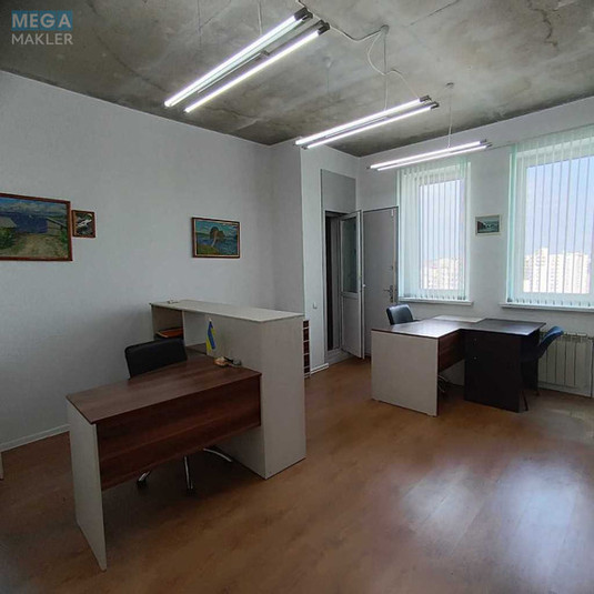 Оренда комерційної нерухомості, 80&nbsp;кв.м, под офис, <a class="location-link" href="/kiev/" title="Недвижимость Київ">Київ</a>, <a class="location-link" href="/kiev/darnickij/" title="Недвижимость Дарницький район">Дарницький р-н</a>, Елизаветы Чавдар ул., 1 (изображение 2)