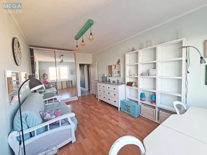 Оренда 3 кімнатної квартири, <a class="location-link" href="/kiev/" title="Недвижимость Київ">Київ</a>, <a class="location-link" href="/kiev/desnyanskij/" title="Недвижимость Деснянський район">Деснянський р-н</a>, Милославская ул., 8 (изображение 6)