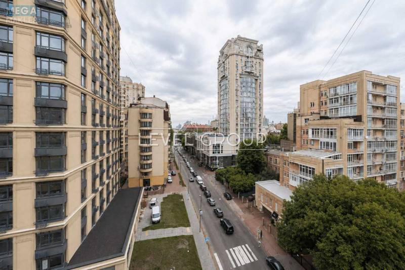 Продаж 4 кімнатної квартири (182/119/16), 9 пов. 10 пов. будинку, <a class="location-link" href="/kiev/" title="Недвижимость Київ">Київ</a>, <a class="location-link" href="/kiev/shevchenkovskij/" title="Недвижимость Шевченківський район">Шевченківський р-н</a>, Дмитрівська вул., 45 (изображение 3)