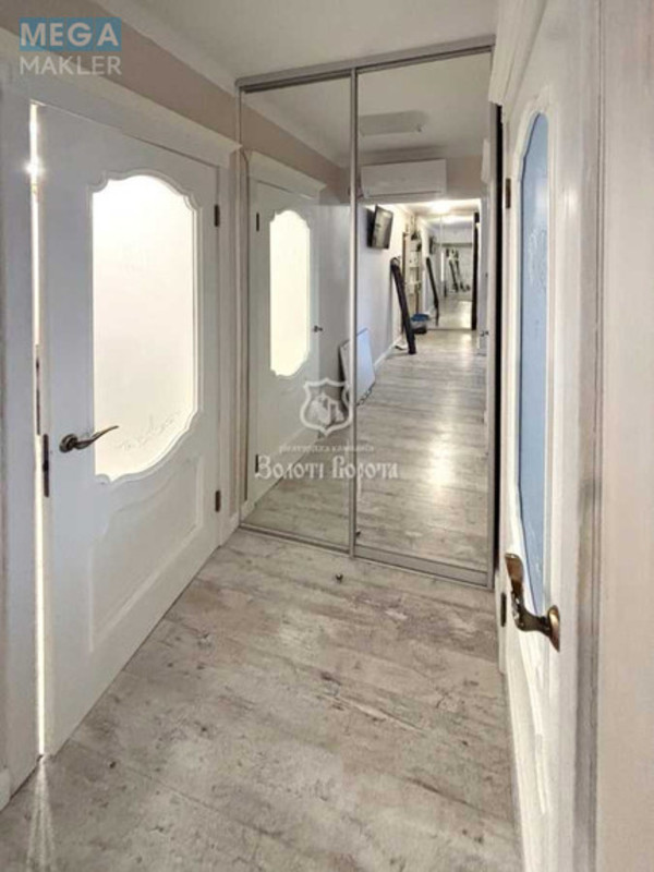 Продаж 3 кімнатної квартири (61,8/42,2/7,5), 1 пов. 9 пов. будинку, <a class="location-link" href="/kiev/" title="Недвижимость Київ">Київ</a>, <a class="location-link" href="/kiev/obolonskij/" title="Недвижимость Оболонський район">Оболонський р-н</a>, Героїв Сталінграду просп., 13 (изображение 19)