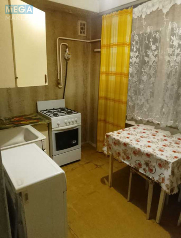 Продаж 2 кімнатної квартири (47/30/6), 1 пов. 5 пов. будинку, <a class="location-link" href="/kiev/" title="Недвижимость Київ">Київ</a>, <a class="location-link" href="/kiev/shevchenkovskij/" title="Недвижимость Шевченківський район">Шевченківський р-н</a>, Салютна вул., 29а (изображение 10)
