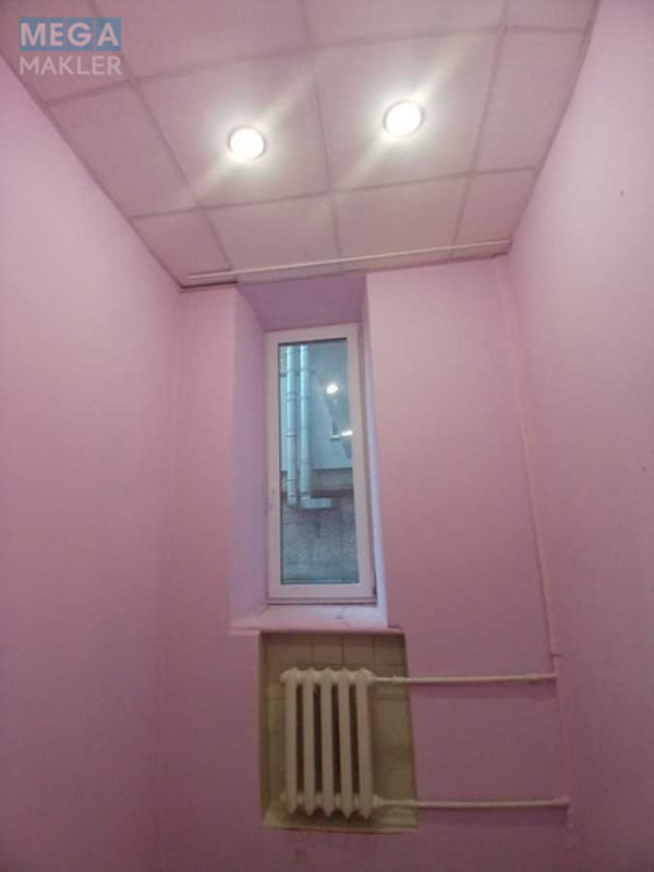 Оренда комерційної нерухомості, 60&nbsp;кв.м, <a class="location-link" href="/kiev/" title="Недвижимость Київ">Київ</a>, <a class="location-link" href="/kiev/dneprovskij/" title="Недвижимость Дніпровський район">Дніпровський р-н</a>, Будівельників вул., 38 (изображение 2)