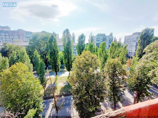 Продаж 2 кімнатної квартири (43/27/7), 5 пов. 5 пов. будинку, <a class="location-link" href="/kiev/" title="Недвижимость Київ">Київ</a>, <a class="location-link" href="/kiev/solomenskij/" title="Недвижимость Солом'янський район">Солом'янський р-н</a>, Вацлава Гавела бульв., 79 (изображение 11)