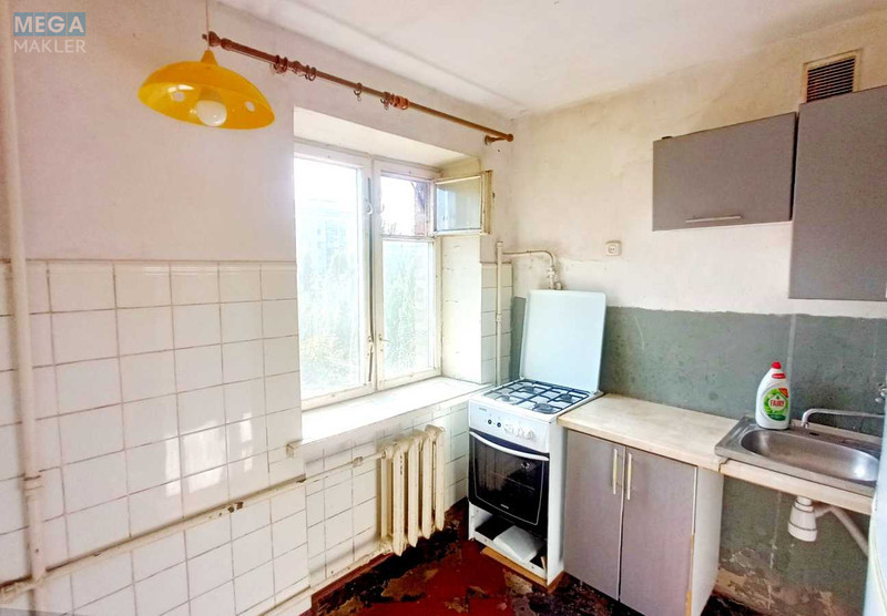 Продаж 2 кімнатної квартири (43/27/7), 5 пов. 5 пов. будинку, <a class="location-link" href="/kiev/" title="Недвижимость Київ">Київ</a>, <a class="location-link" href="/kiev/solomenskij/" title="Недвижимость Солом'янський район">Солом'янський р-н</a>, Вацлава Гавела бульв., 79 (изображение 12)