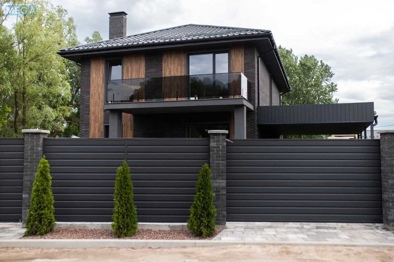 Продаж дома, 2&nbsp;поверху, 200&nbsp;кв.м, 5&nbsp;кімнат, ділянка 8&nbsp;соток, <a class="location-link" href="/kiev/" title="Недвижимость Київ">Київ</a>, <a class="location-link" href="/kiev/solomenskij/" title="Недвижимость Солом'янський район">Солом'янський р-н</a>, Сергія Колоса вул., 5 (изображение 2)