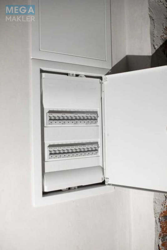 Продаж дома, 2&nbsp;поверху, 200&nbsp;кв.м, 5&nbsp;кімнат, ділянка 8&nbsp;соток, <a class="location-link" href="/kiev/" title="Недвижимость Київ">Київ</a>, <a class="location-link" href="/kiev/solomenskij/" title="Недвижимость Солом'янський район">Солом'янський р-н</a>, Сергія Колоса вул., 5 (изображение 19)