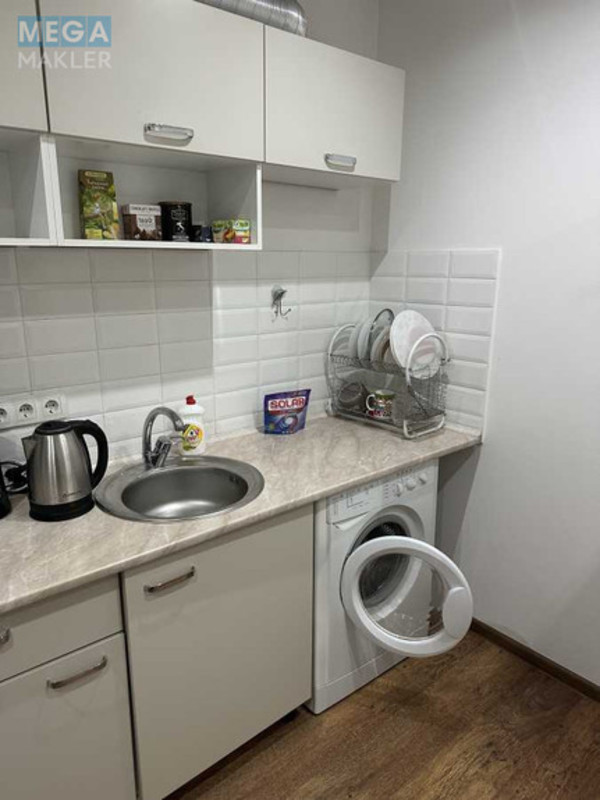 Оренда 2 кімнатної квартири, <a class="location-link" href="/kiev/" title="Недвижимость Київ">Київ</a>, <a class="location-link" href="/kiev/solomenskij/" title="Недвижимость Солом'янський район">Солом'янський р-н</a>, Валерія Лобановського просп., 39А (изображение 15)