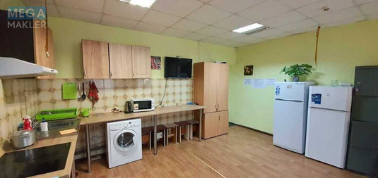 Оренда комерційної нерухомості, 180&nbsp;кв.м, под магазин, <a class="location-link" href="/kiev/" title="Недвижимость Київ">Київ</a>, <a class="location-link" href="/kiev/goloseevskij/" title="Недвижимость Голосіївський район">Голосіївський р-н</a>, Саксаганского ул., 67 (изображение 7)