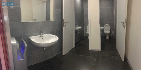 Оренда комерційної нерухомості, 355&nbsp;кв.м, под офис, <a class="location-link" href="/kiev/" title="Недвижимость Київ">Київ</a>, <a class="location-link" href="/kiev/dneprovskij/" title="Недвижимость Дніпровський район">Дніпровський р-н</a>, Евгения Сверстюка ул., 11б (изображение 8)