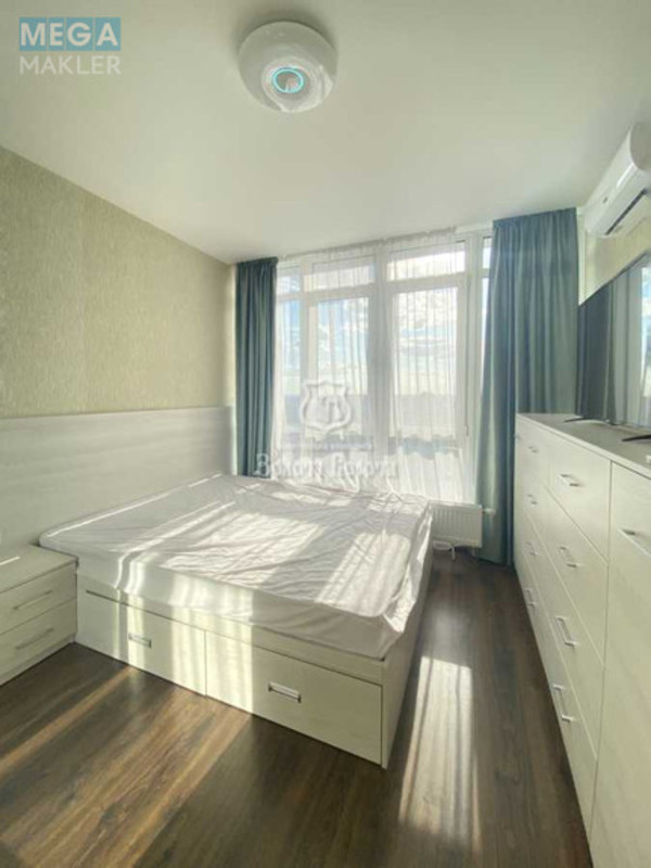 Продаж 3 кімнатної квартири (75/38/10), 25 пов. 26 пов. будинку, <a class="location-link" href="/kiev/" title="Недвижимость Київ">Київ</a>, <a class="location-link" href="/kiev/svyatoshinskij/" title="Недвижимость Святошинський район">Святошинський р-н</a>, Львівська вул., 15 (изображение 2)