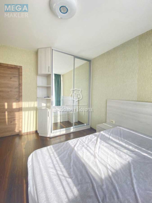 Продаж 3 кімнатної квартири (75/38/10), 25 пов. 26 пов. будинку, <a class="location-link" href="/kiev/" title="Недвижимость Київ">Київ</a>, <a class="location-link" href="/kiev/svyatoshinskij/" title="Недвижимость Святошинський район">Святошинський р-н</a>, Львівська вул., 15 (изображение 4)