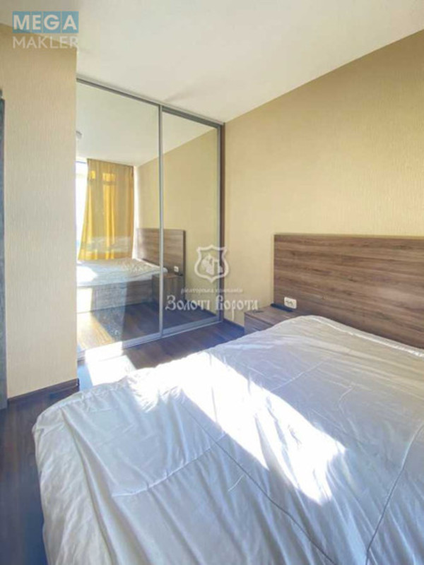 Продаж 3 кімнатної квартири (75/38/10), 25 пов. 26 пов. будинку, <a class="location-link" href="/kiev/" title="Недвижимость Київ">Київ</a>, <a class="location-link" href="/kiev/svyatoshinskij/" title="Недвижимость Святошинський район">Святошинський р-н</a>, Львівська вул., 15 (изображение 7)