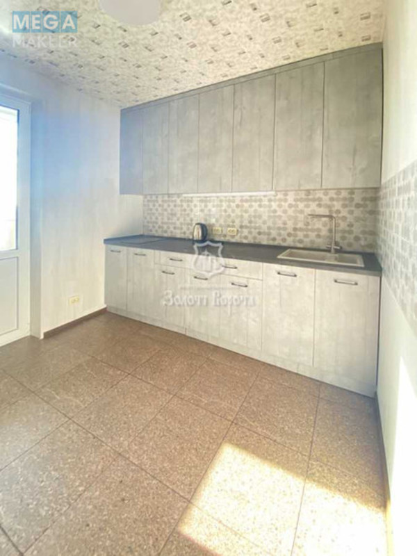 Продаж 3 кімнатної квартири (75/38/10), 25 пов. 26 пов. будинку, <a class="location-link" href="/kiev/" title="Недвижимость Київ">Київ</a>, <a class="location-link" href="/kiev/svyatoshinskij/" title="Недвижимость Святошинський район">Святошинський р-н</a>, Львівська вул., 15 (изображение 8)