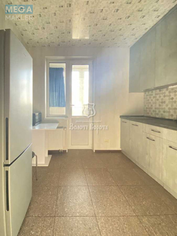 Продаж 3 кімнатної квартири (75/38/10), 25 пов. 26 пов. будинку, <a class="location-link" href="/kiev/" title="Недвижимость Київ">Київ</a>, <a class="location-link" href="/kiev/svyatoshinskij/" title="Недвижимость Святошинський район">Святошинський р-н</a>, Львівська вул., 15 (изображение 9)