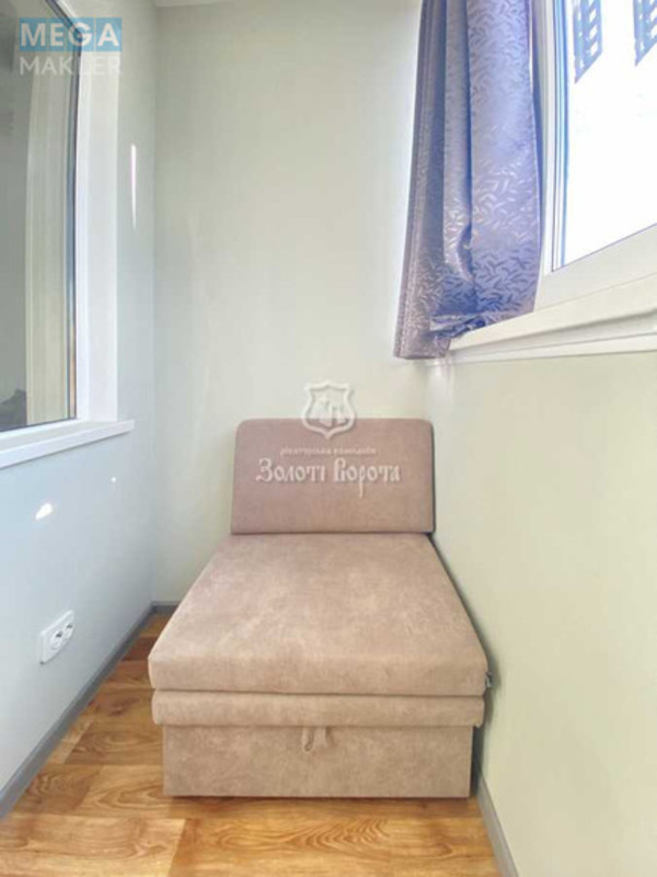 Продаж 3 кімнатної квартири (75/38/10), 25 пов. 26 пов. будинку, <a class="location-link" href="/kiev/" title="Недвижимость Київ">Київ</a>, <a class="location-link" href="/kiev/svyatoshinskij/" title="Недвижимость Святошинський район">Святошинський р-н</a>, Львівська вул., 15 (изображение 13)