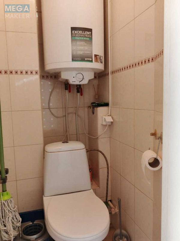 Продаж 1 кімнатної квартири (33/?/7), 9 пов. 9 пов. будинку, <a class="location-link" href="/kiev/" title="Недвижимость Київ">Київ</a>, <a class="location-link" href="/kiev/svyatoshinskij/" title="Недвижимость Святошинський район">Святошинський р-н</a>, Жмеринська вул., 36 (изображение 9)