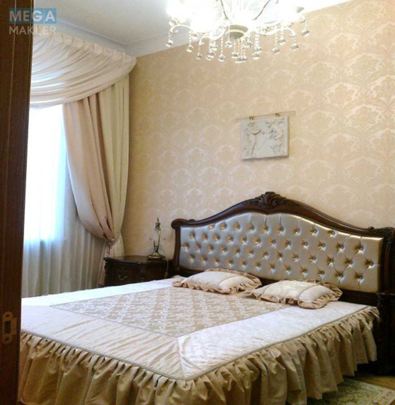 Продаж 3 кімнатної квартири (80/55/11), 4 пов. 4 пов. будинку, <a class="location-link" href="/kiev/" title="Недвижимость Київ">Київ</a>, <a class="location-link" href="/kiev/pecherskij/" title="Недвижимость Печерський район">Печерський р-н</a>, Велика Васильківська вул., 79 (изображение 18)