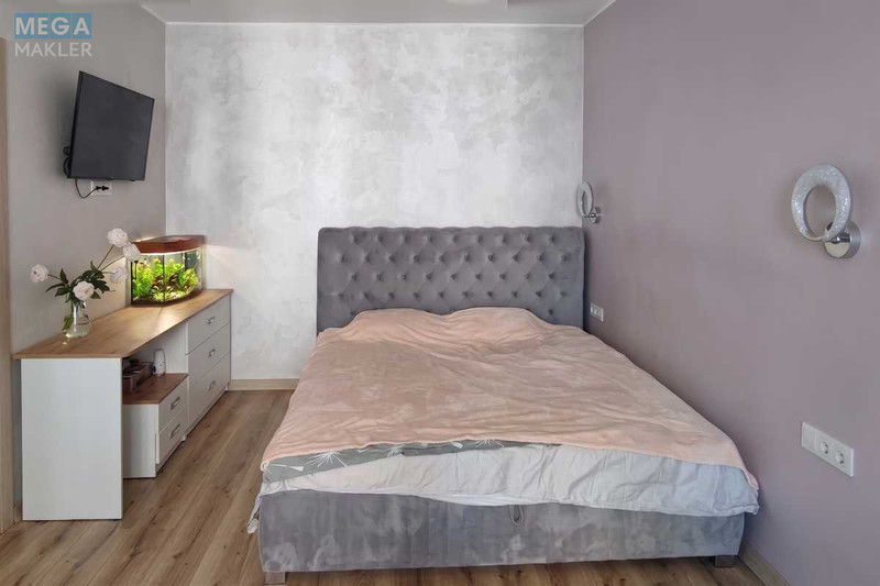 Продаж 2 кімнатної квартири (73,1/37,1/14), 21 пов. 24 пов. будинку, <a class="location-link" href="/kiev/" title="Недвижимость Київ">Київ</a>, <a class="location-link" href="/kiev/desnyanskij/" title="Недвижимость Деснянський район">Деснянський р-н</a>, Градинська вул., 3 (изображение 7)