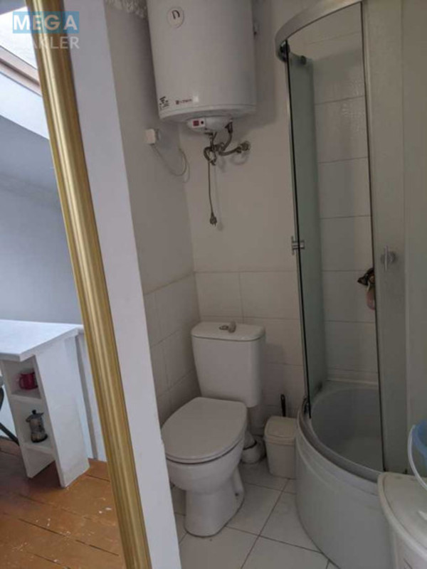 Оренда 1 кімнатної квартири, <a class="location-link" href="/odessa/" title="Недвижимость Одеса">Одеса</a>, <a class="location-link" href="/odessa/primorskij/" title="Недвижимость Приморський район">Приморський р-н</a>, Ланжероновский спуск, 2 (изображение 2)