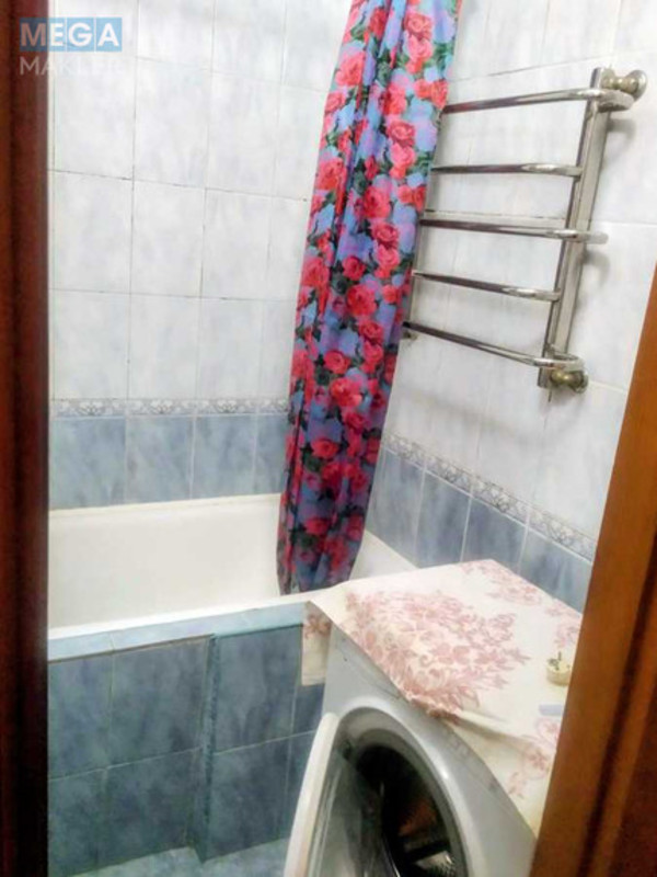 Оренда 4 кімнатні квартири, <a class="location-link" href="/odessa/" title="Недвижимость Одеса">Одеса</a>, <a class="location-link" href="/odessa/suvorovskij/" title="Недвижимость Суворовський район">Суворовський р-н</a>, Ядова, 24а (изображение 2)