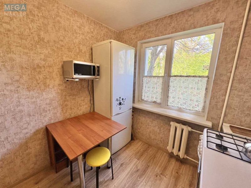 Продаж 1 кімнатної квартири (33/17/6), 2 пов. 5 пов. будинку, <a class="location-link" href="/kiev/" title="Недвижимость Київ">Київ</a>, <a class="location-link" href="/kiev/solomenskij/" title="Недвижимость Солом'янський район">Солом'янський р-н</a>, Вацлава Гавела бульв., 40 (изображение 8)