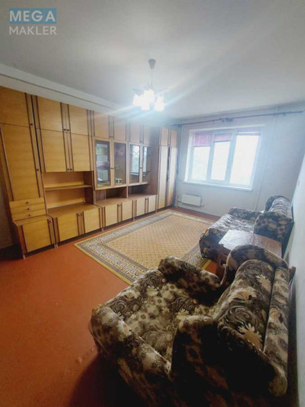 Оренда 1 кімнатної квартири, <a class="location-link" href="/kiev/" title="Недвижимость Київ">Київ</a>, <a class="location-link" href="/kiev/darnickij/" title="Недвижимость Дарницький район">Дарницький р-н</a>, Ларисы Руденко ул., 8 (изображение 3)