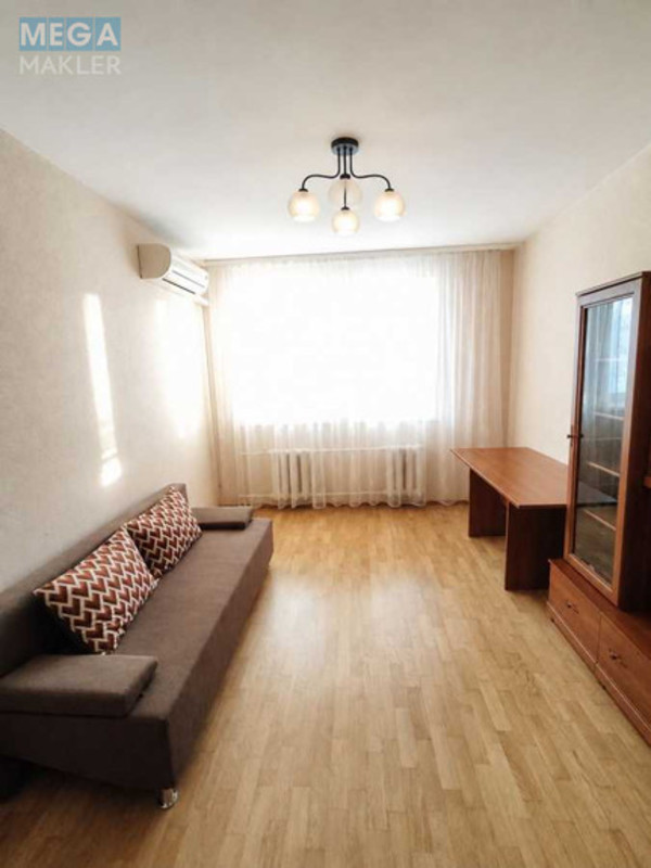 Оренда 2 кімнатної квартири, <a class="location-link" href="/kiev/" title="Недвижимость Київ">Київ</a>, <a class="location-link" href="/kiev/dneprovskij/" title="Недвижимость Дніпровський район">Дніпровський р-н</a>, Всеволода Нестайко ул., 8 (изображение 3)