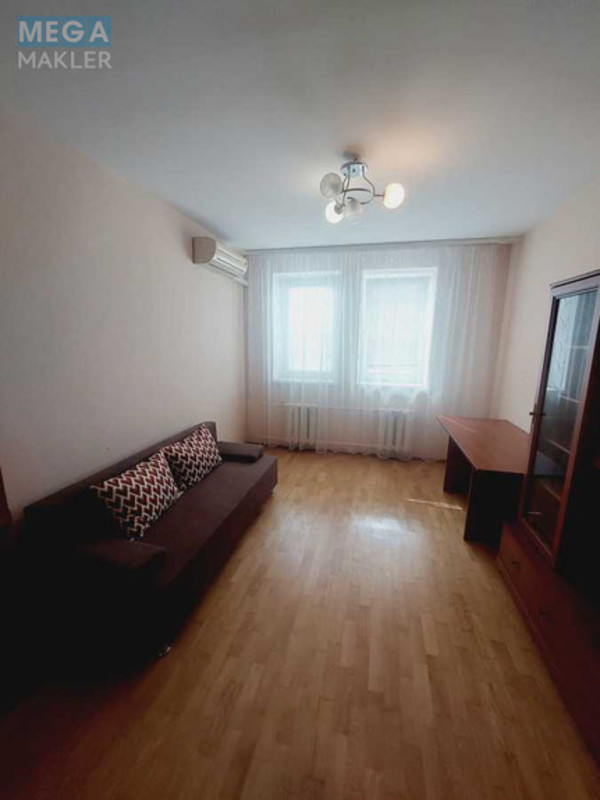 Оренда 2 кімнатної квартири, <a class="location-link" href="/kiev/" title="Недвижимость Київ">Київ</a>, <a class="location-link" href="/kiev/dneprovskij/" title="Недвижимость Дніпровський район">Дніпровський р-н</a>, Всеволода Нестайко ул., 8 (изображение 5)