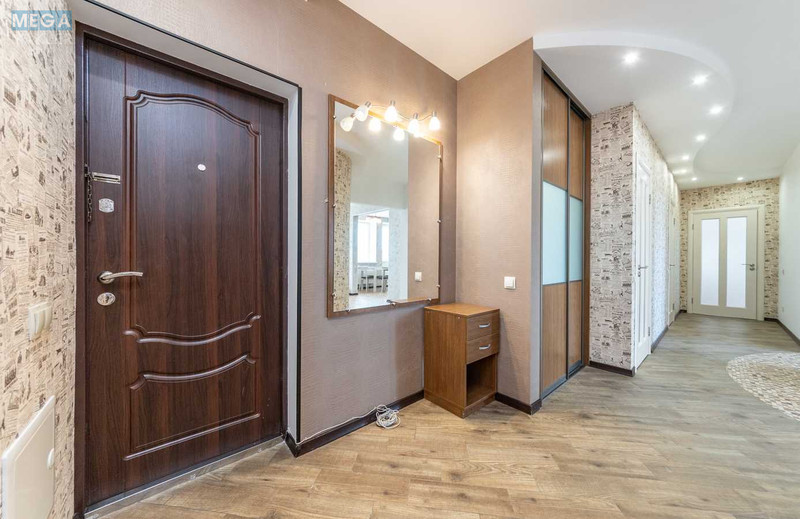 Продаж 2 кімнатної квартири (86/45/15), 13 пов. 25 пов. будинку, <a class="location-link" href="/kiev/" title="Недвижимость Київ">Київ</a>, <a class="location-link" href="/kiev/goloseevskij/" title="Недвижимость Голосіївський район">Голосіївський р-н</a>, Голосіївська вул., 13б (изображение 21)