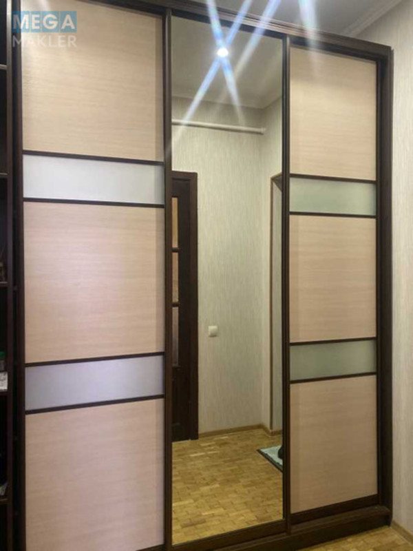 Оренда 2 кімнатної квартири, <a class="location-link" href="/kiev/" title="Недвижимость Київ">Київ</a>, <a class="location-link" href="/kiev/goloseevskij/" title="Недвижимость Голосіївський район">Голосіївський р-н</a>, Большая Васильковская ул., 52 (изображение 14)